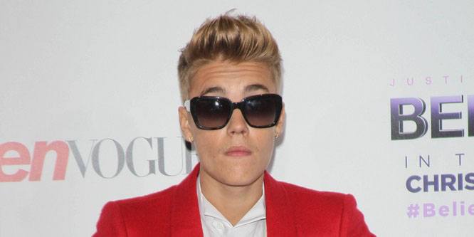 Justin Bieber - Age, Family, Bio | Famous Birthdays