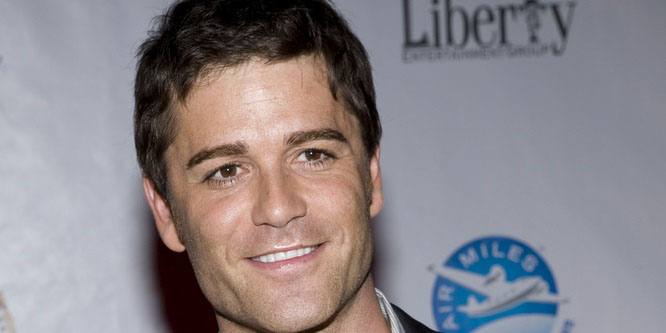 Yannick Bisson - Age, Family, Bio | Famous Birthdays