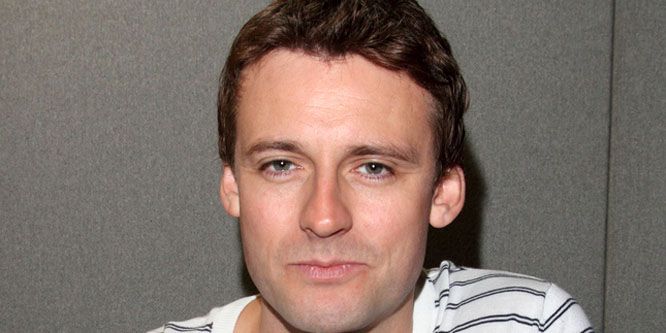 Callum Blue - Age, Family, Bio | Famous Birthdays