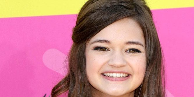 Ciara Bravo - Age, Family, Bio | Famous Birthdays