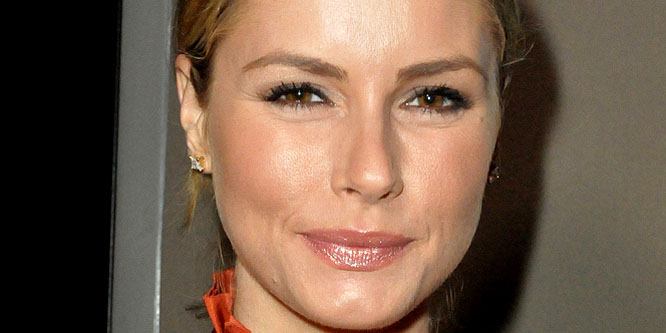 Brianna Brown - Age, Family, Bio | Famous Birthdays