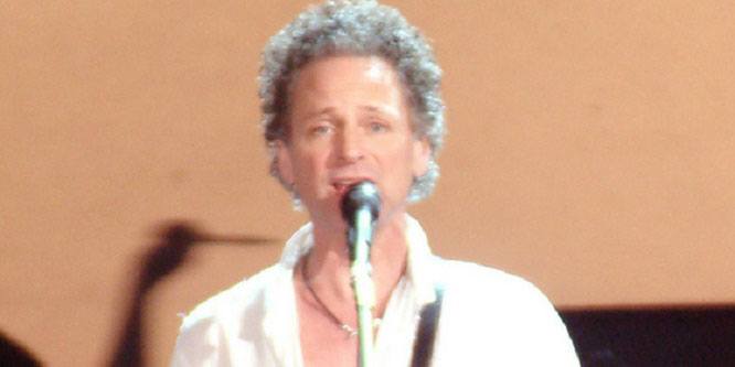 Lindsey Buckingham - Age, Family, Bio | Famous Birthdays