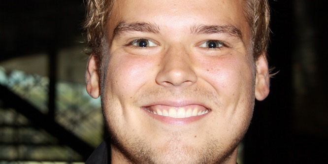 Andrew Caldwell - Age, Family, Bio | Famous Birthdays