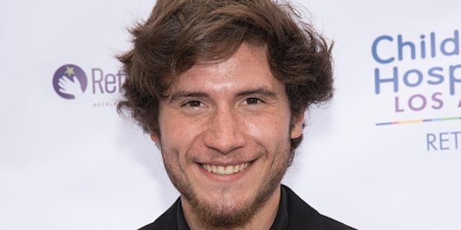 Brandon Calvillo - Age, Family, Bio | Famous Birthdays
