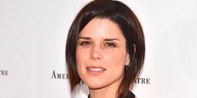 Neve Campbell - Age, Family, Bio | Famous Birthdays