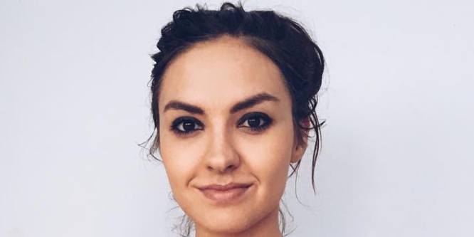 Chrissy Chambers - Age, Family, Bio | Famous Birthdays