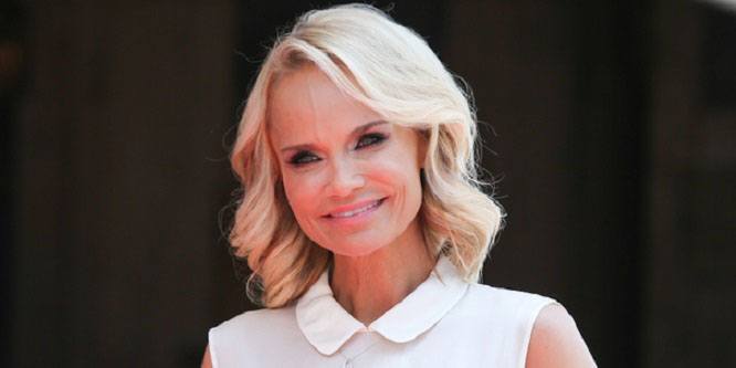Kristin Chenoweth - Age, Family, Bio | Famous Birthdays