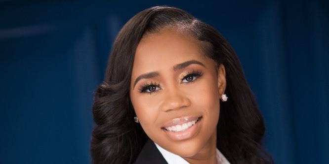 Jasmine Comer - Age, Family, Bio | Famous Birthdays