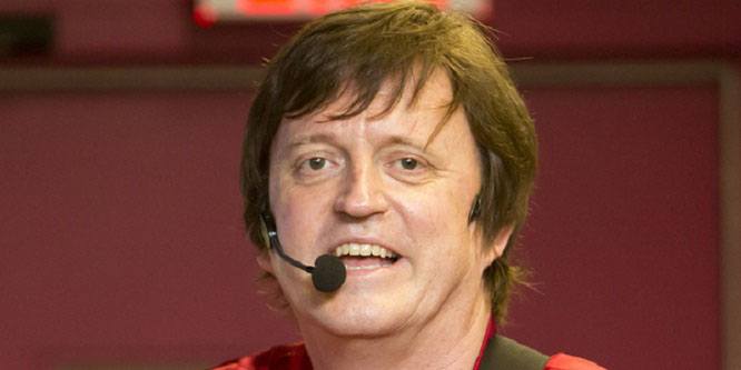 Murray Cook - Age, Family, Bio | Famous Birthdays