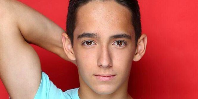 Gino Cosculluela - Age, Family, Bio | Famous Birthdays