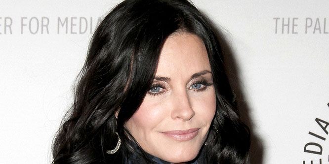Courteney Cox - Age, Family, Bio | Famous Birthdays