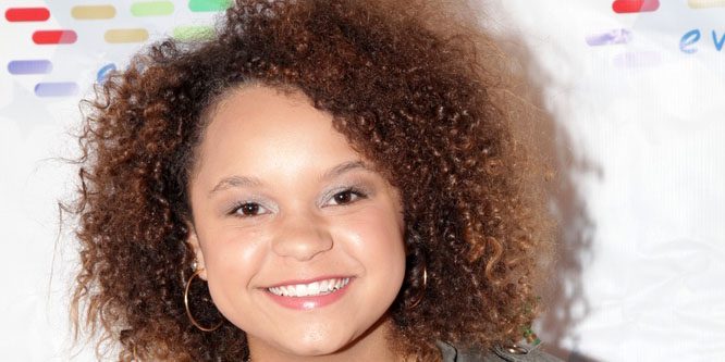 Rachel Crow - Age, Family, Bio | Famous Birthdays