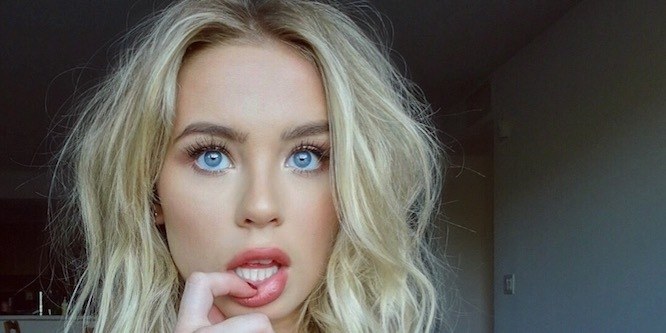 Amber Davis - Age, Family, Bio | Famous Birthdays