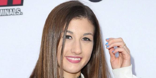 Meg DeAngelis - Age, Family, Bio | Famous Birthdays