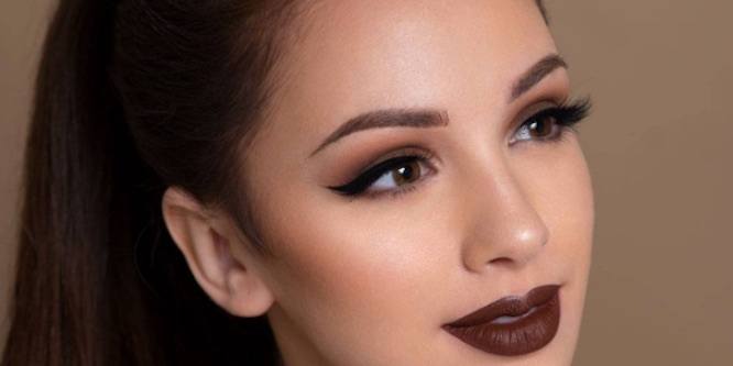 Denitslava - Age, Family, Bio | Famous Birthdays