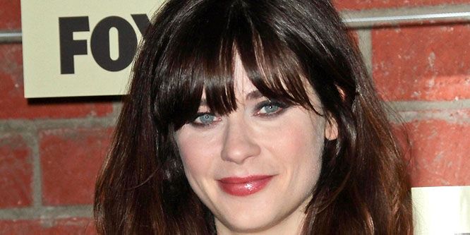 Zooey Deschanel - Age, Family, Bio | Famous Birthdays
