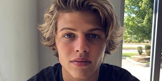 Sam Dezz - Age, Family, Bio | Famous Birthdays