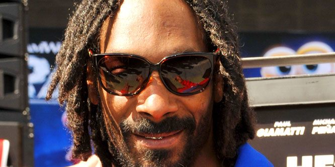 Snoop Dogg - Age, Family, Bio | Famous Birthdays