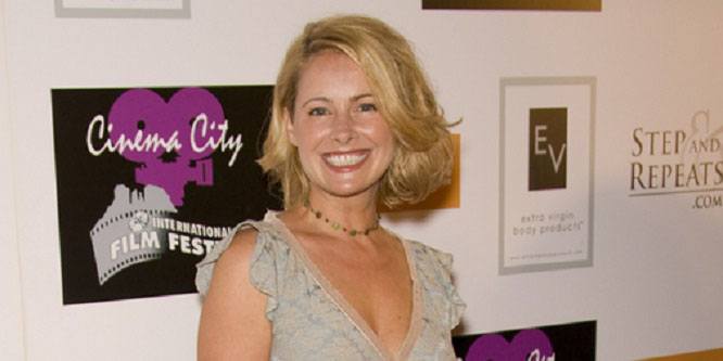 Ami Dolenz - Age, Family, Bio | Famous Birthdays