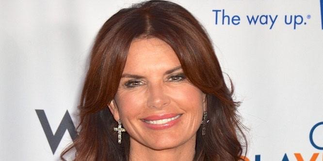 Roma Downey - Age, Family, Bio | Famous Birthdays