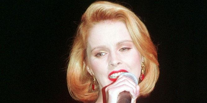 Sheena Easton - Age, Family, Bio | Famous Birthdays