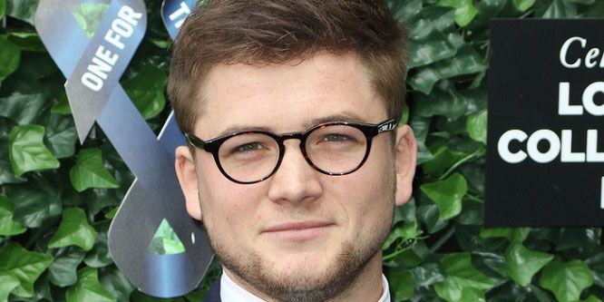 Taron Egerton - Age, Family, Bio | Famous Birthdays