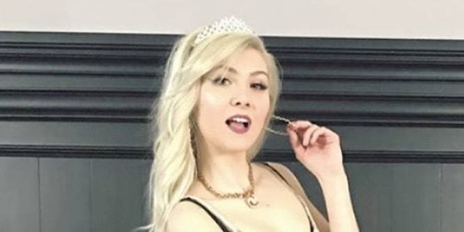ElleBelle ASMR - Age, Bio, Family | Famous Birthdays