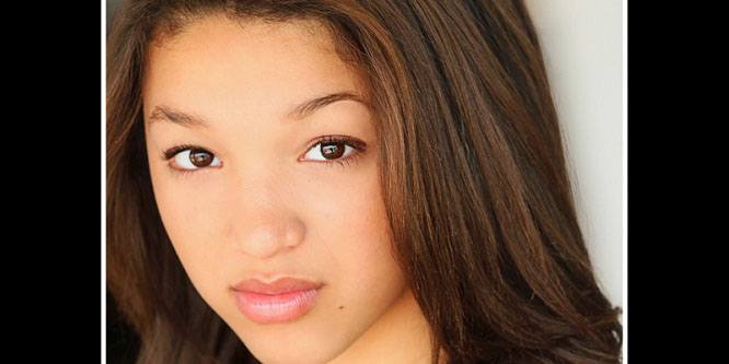 Gabrielle Elyse - Age, Family, Bio | Famous Birthdays