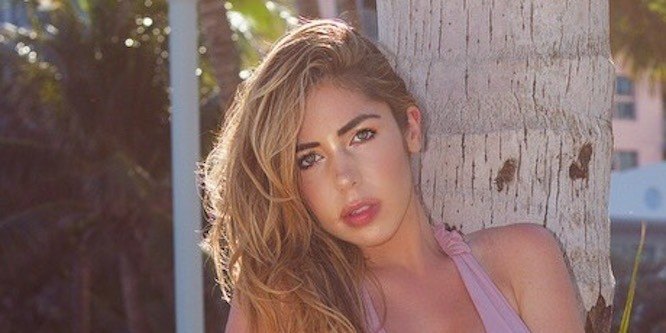 Emmy Corinne - Age, Family, Bio | Famous Birthdays