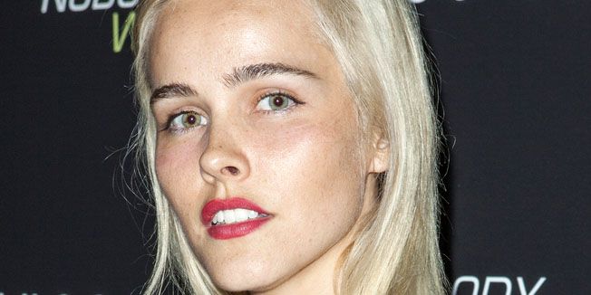 Indiana Evans - Age, Family, Bio | Famous Birthdays