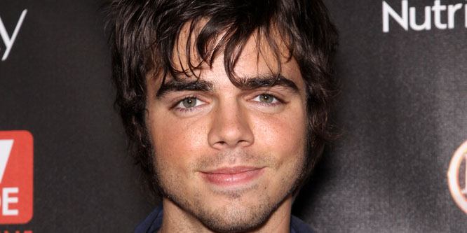 Reid Ewing - Age, Family, Bio | Famous Birthdays