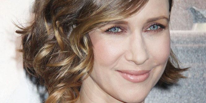 Vera Farmiga - Age, Family, Bio | Famous Birthdays