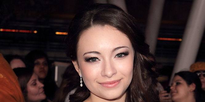 Jodelle Ferland - Age, Family, Bio | Famous Birthdays