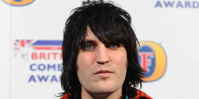 Noel Fielding - Age, Family, Bio | Famous Birthdays