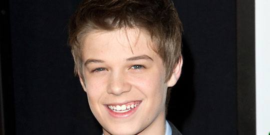 Colin Ford - Age, Family, Bio | Famous Birthdays