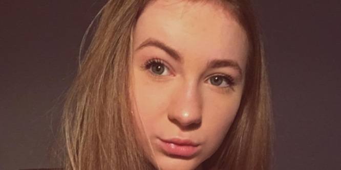 Freya Fox - Age, Family, Bio | Famous Birthdays