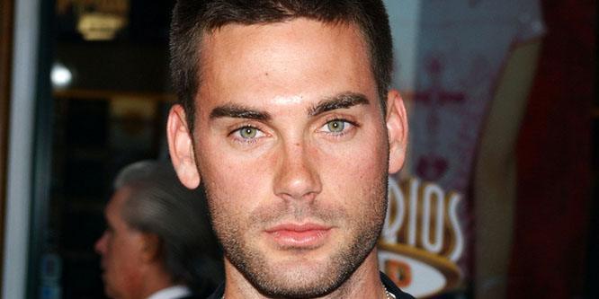 Drew Fuller - Age, Family, Bio | Famous Birthdays
