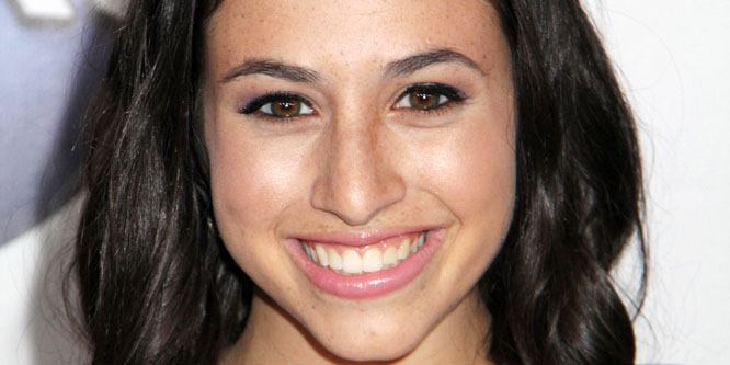 Dana Gaier - Age, Family, Bio | Famous Birthdays