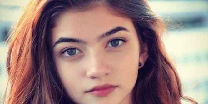 Samantha Gangal - Age, Family, Bio | Famous Birthdays