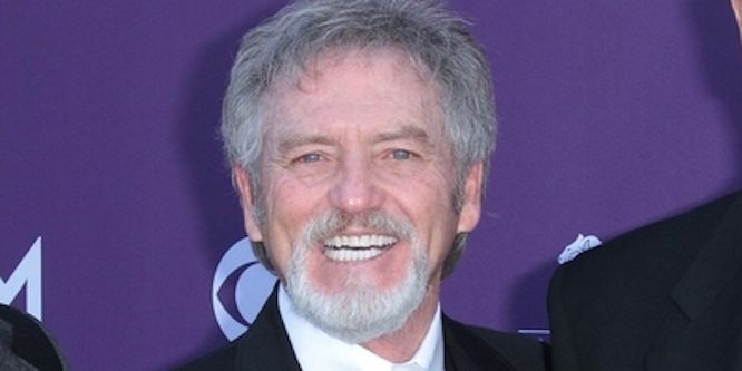 Larry Gatlin - Age, Family, Bio | Famous Birthdays