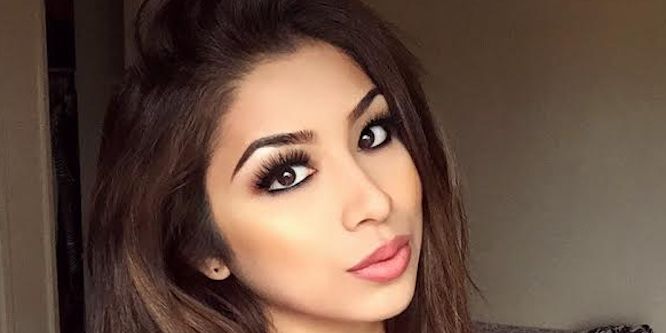 Elena Genevinne - Age, Family, Bio | Famous Birthdays