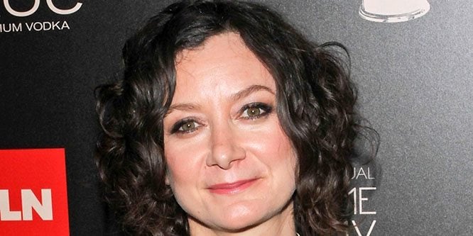 Sara Gilbert - Age, Family, Bio | Famous Birthdays