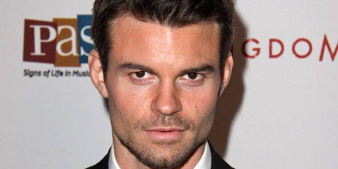 Daniel Gillies - Age, Family, Bio | Famous Birthdays