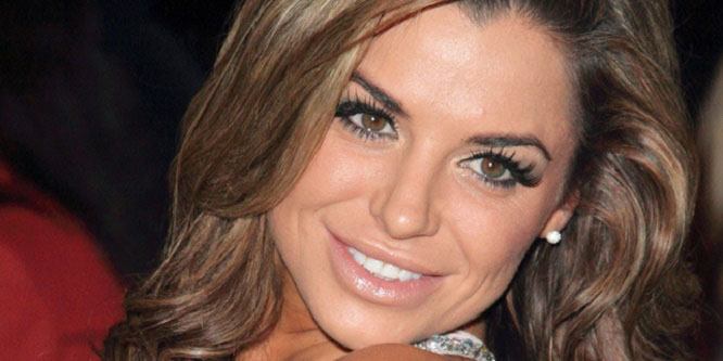 Louise Glover - Age, Family, Bio | Famous Birthdays