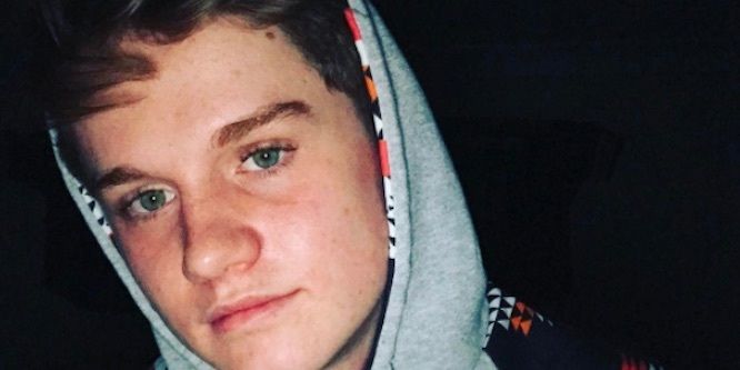 Lucas Graham - Age, Family, Bio | Famous Birthdays