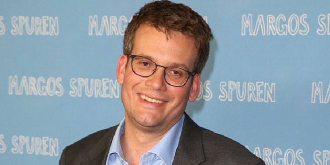 John Green - Age, Family, Bio | Famous Birthdays