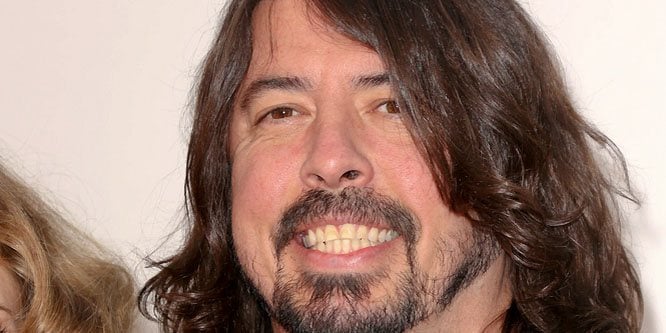 Dave Grohl - Age, Family, Bio | Famous Birthdays