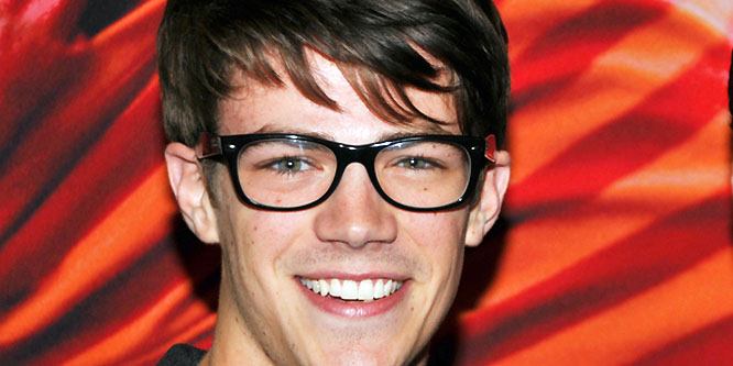 Grant Gustin - Age, Family, Bio | Famous Birthdays