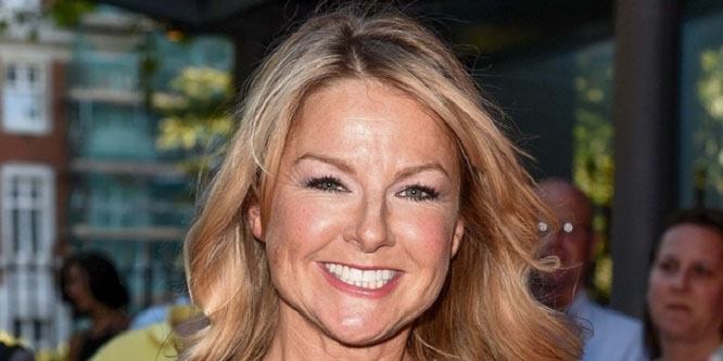 Sarah Hadland - Age, Family, Bio | Famous Birthdays