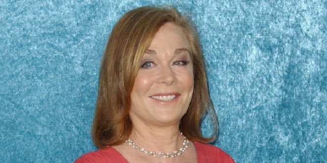 Roxanne Hart - Age, Family, Bio | Famous Birthdays